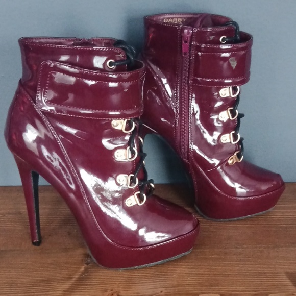 shoedazzle booties